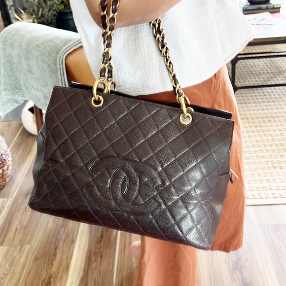 Authentic Chanel Large Tote - Picture 11 of 16